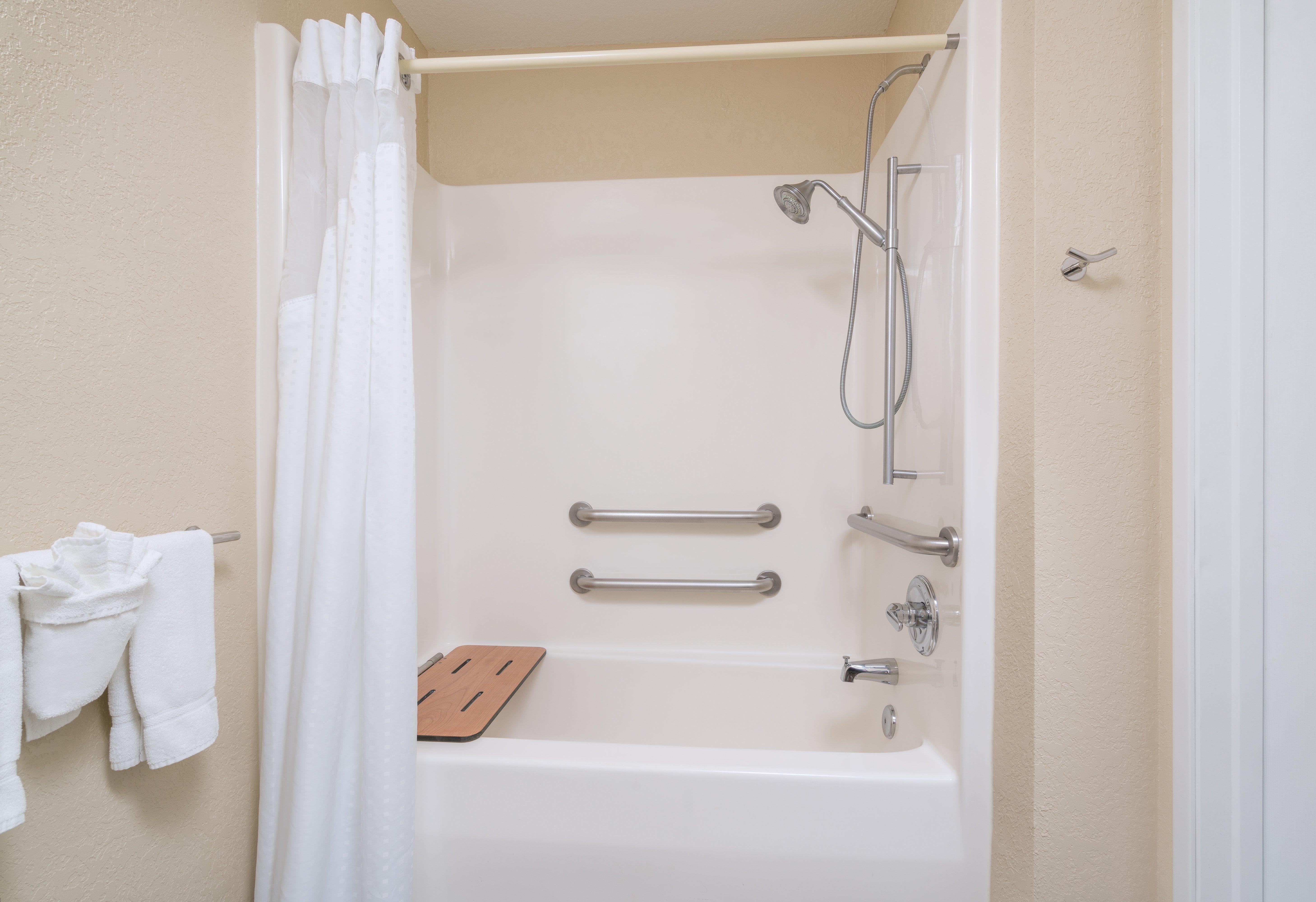 Holiday Inn Express Hotel & Suites Ames By Ihg Bagian luar foto