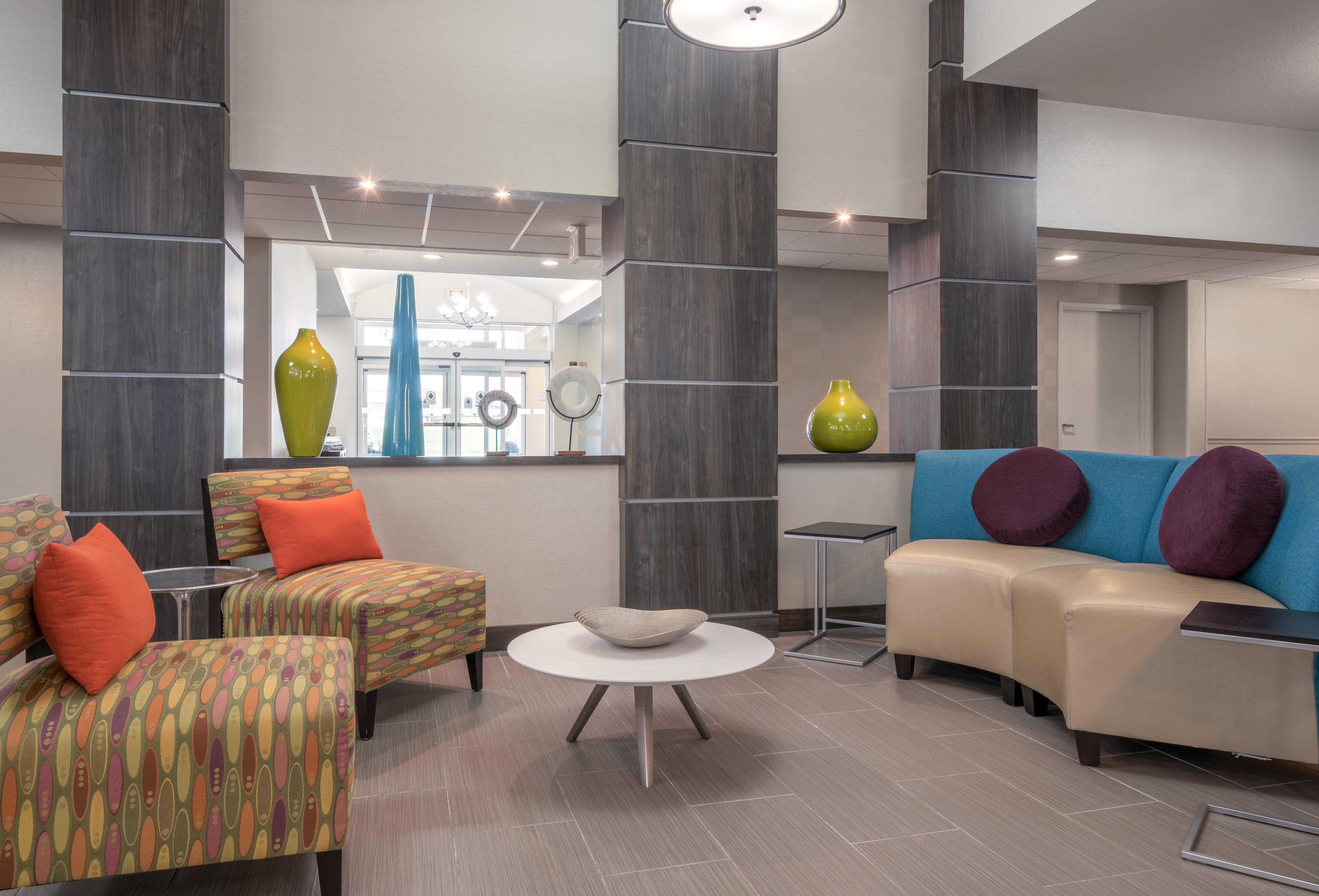 Holiday Inn Express Hotel & Suites Ames By Ihg Bagian luar foto