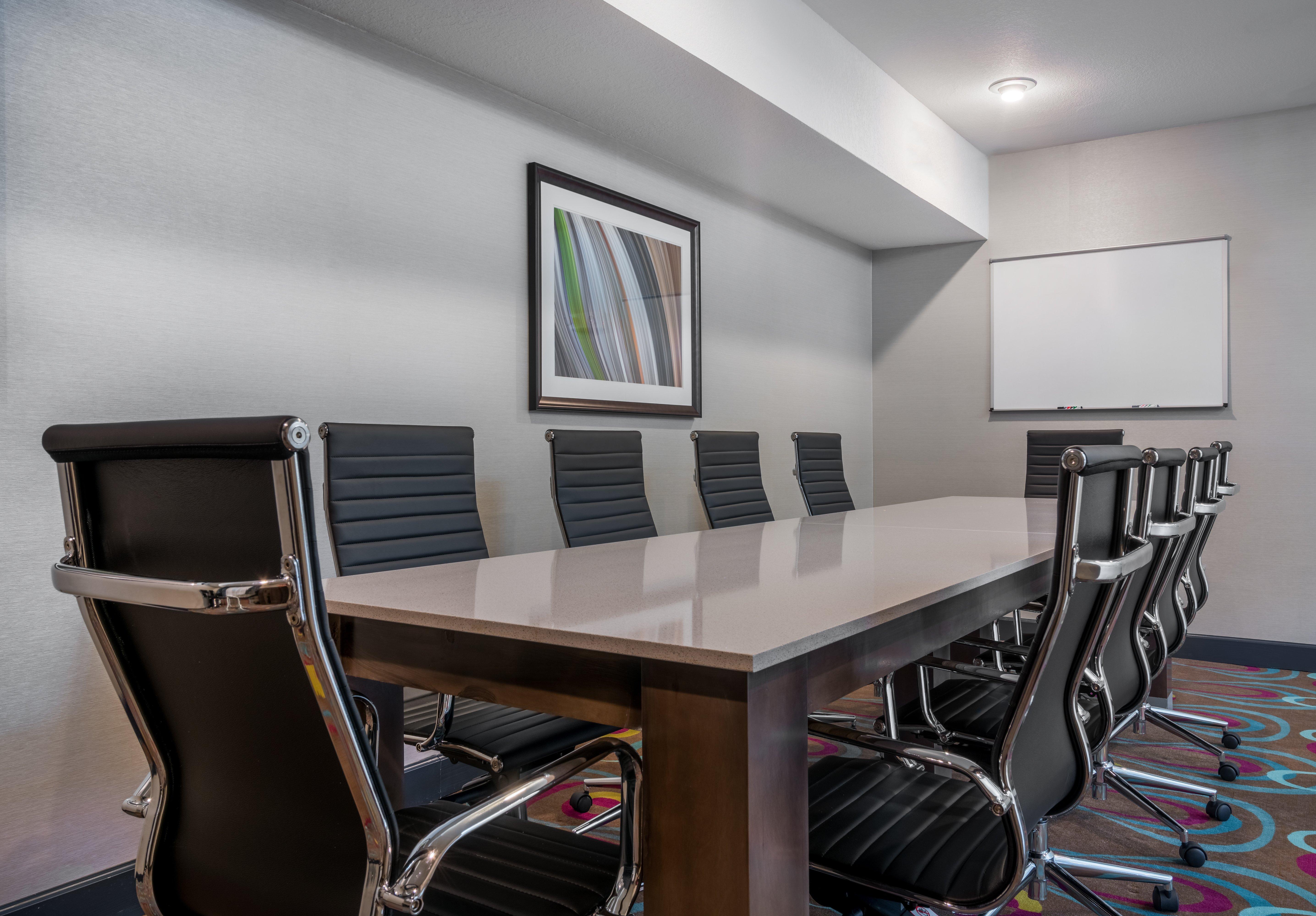 Holiday Inn Express Hotel & Suites Ames By Ihg Bagian luar foto